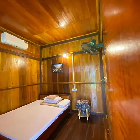 Duy Tuyen Ba Be Homestay Free Bbq Bac Kan Room photo